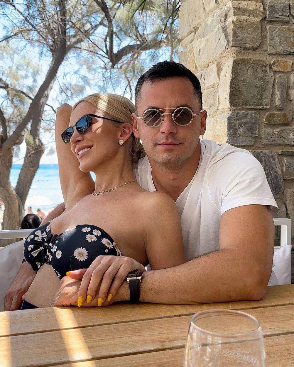 Η Κατερίνα Καινούργιου με τον Παναγιώτη Κουτσουμπή