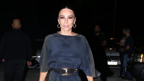 Η Κέλλυ Κελεκίδου σε βραδινή έξοδο