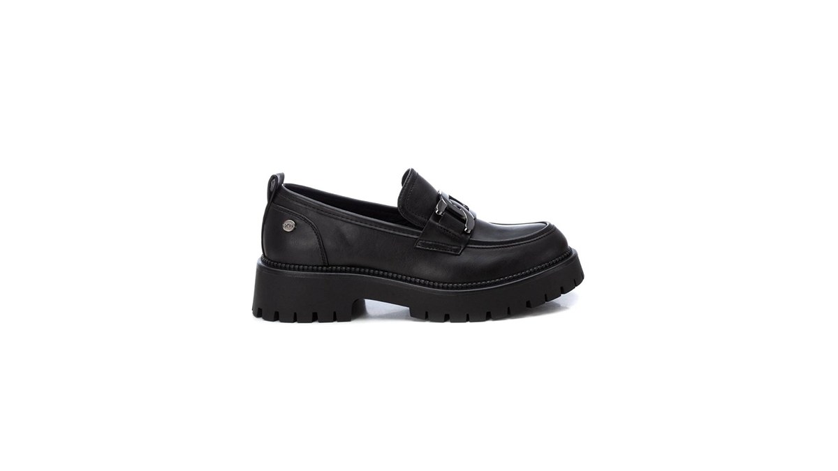 loafers μαύρα με αγκράφα onlineshoes.gr