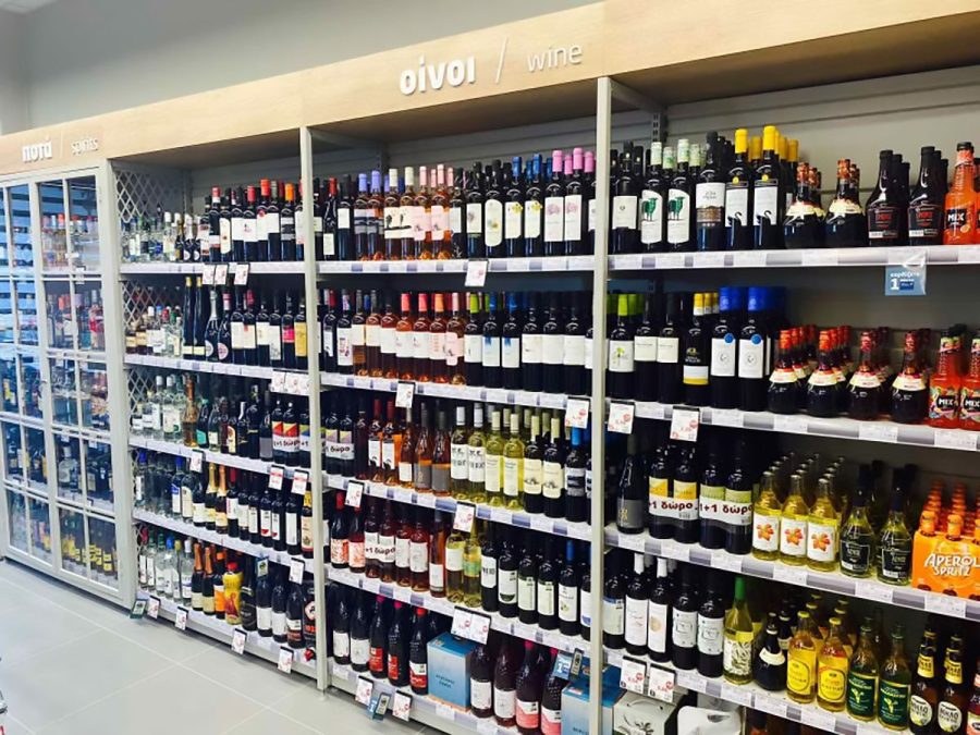 Η κάβα του super market Μασούτης