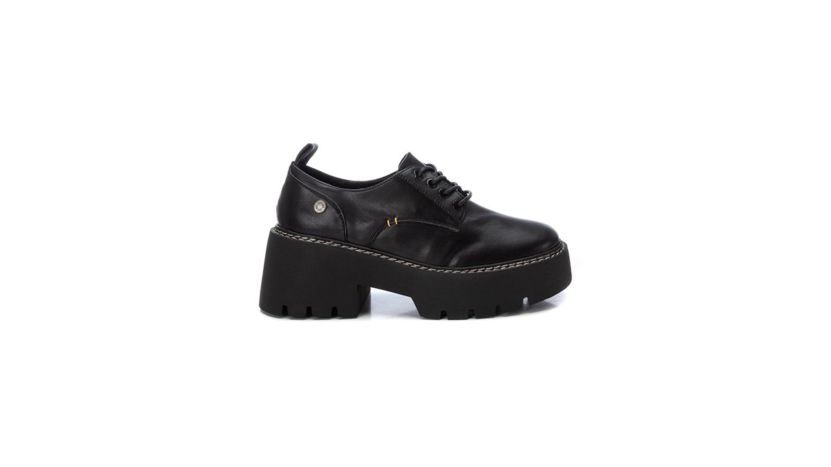μαύρα oxfords με χοντρό τακούνι onlineshoes.gr