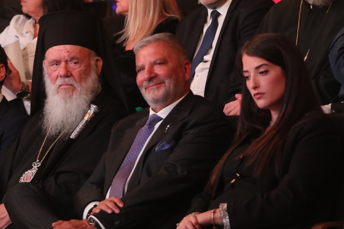 Ο Γιώργος Πατούλης και η Νάνσυ Κοίλου σε εκδήλωση δίπλα δίπλα