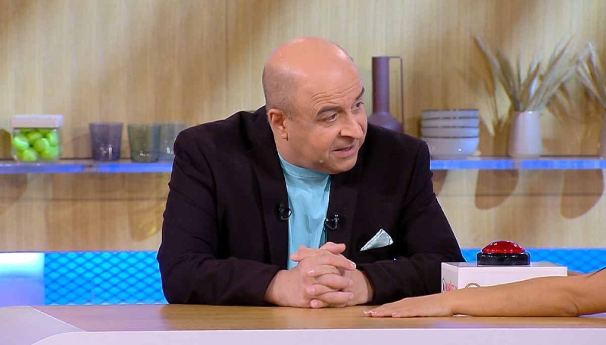 Σκηνή από την εκπομπή του Μάρκου Σεφερλή στον ΣΚΑΙ, η Μαμά μου μαγειρεύει καλύτερα από την δική σου