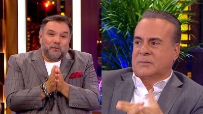 Ο Γρηγόρης Αρναούτογλου και ο Φώτης Σεργουλόπουλος στο The 2night show