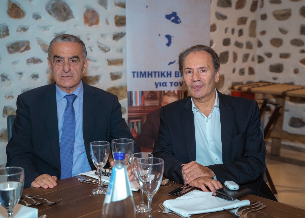 Οι Χαράλαμπος Αθάνασίου, Θεόδωρος Τρύφων