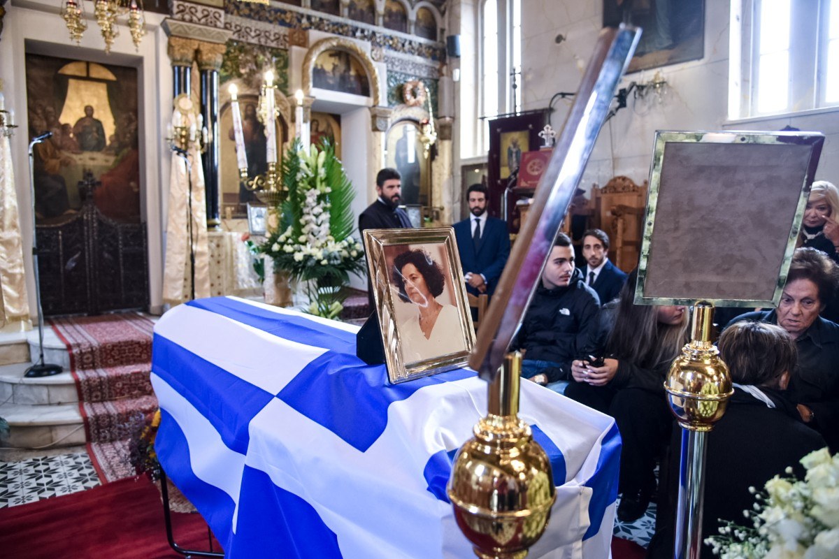 Το φέρετρο της Βάσως Παπανδρέου