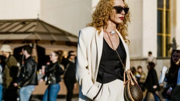 κοσμήματα μαξιμαλιστικά στο street style