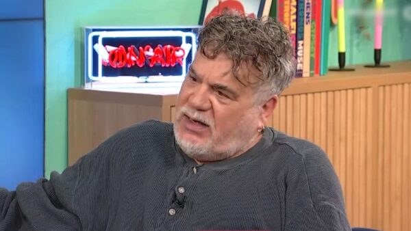 Γιάννης Κακλέας: «Αυτή η γυναίκα με έκανε άνθρωπο, πριν ήμουν αγρίμι»