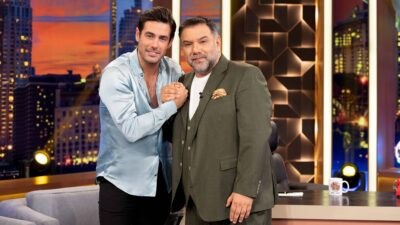 «The 2Night Show» - Ο Γρηγόρης Αρναούτογλου υποδέχεται την Idra Kayne και τον Κώστα Μαρτάκη