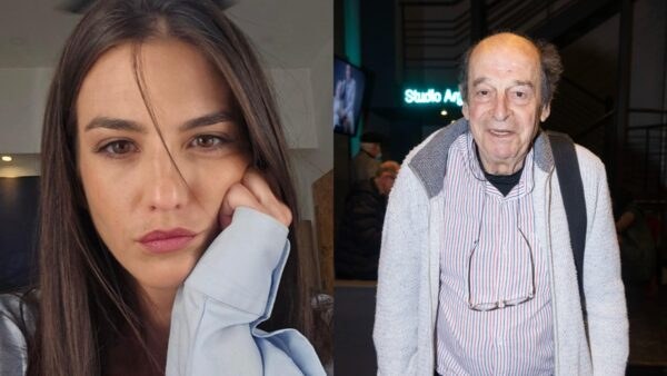 Η Αναστασία Παντούση θλιμμένη με το χέρι στο πρόσωπο και ο Μανούσος Μανουσάκης σε σχετικά πρόσφατη έξοδό του