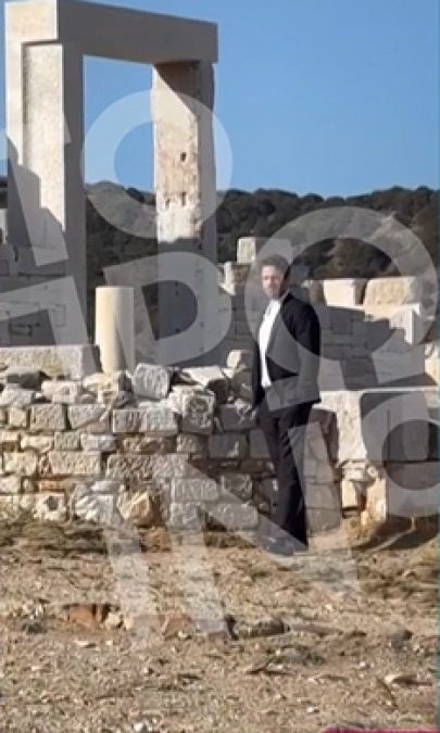 Κωνσταντίνος Αργυρός: Η πρώτη δημόσια εμφάνιση μετά τη γέννηση του γιου του (Φωτογραφίες)
