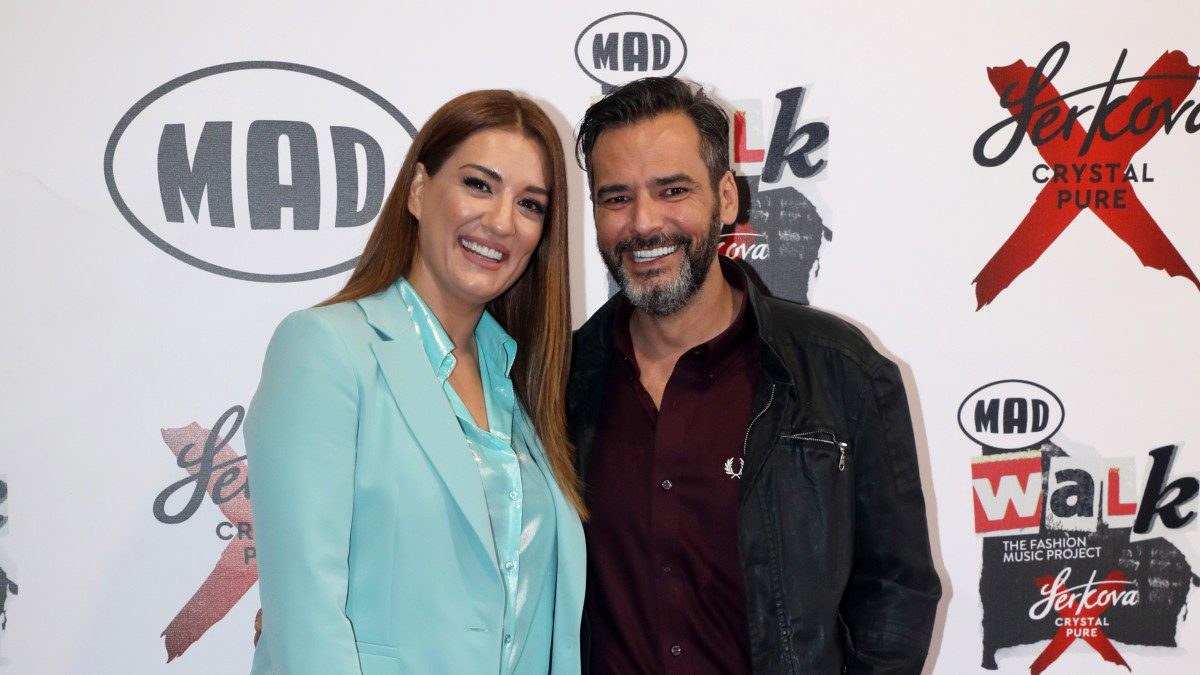 Ο Γιώργος Καρτελιάς και η Ελίνα Παπίλα σε κοσμικό event.