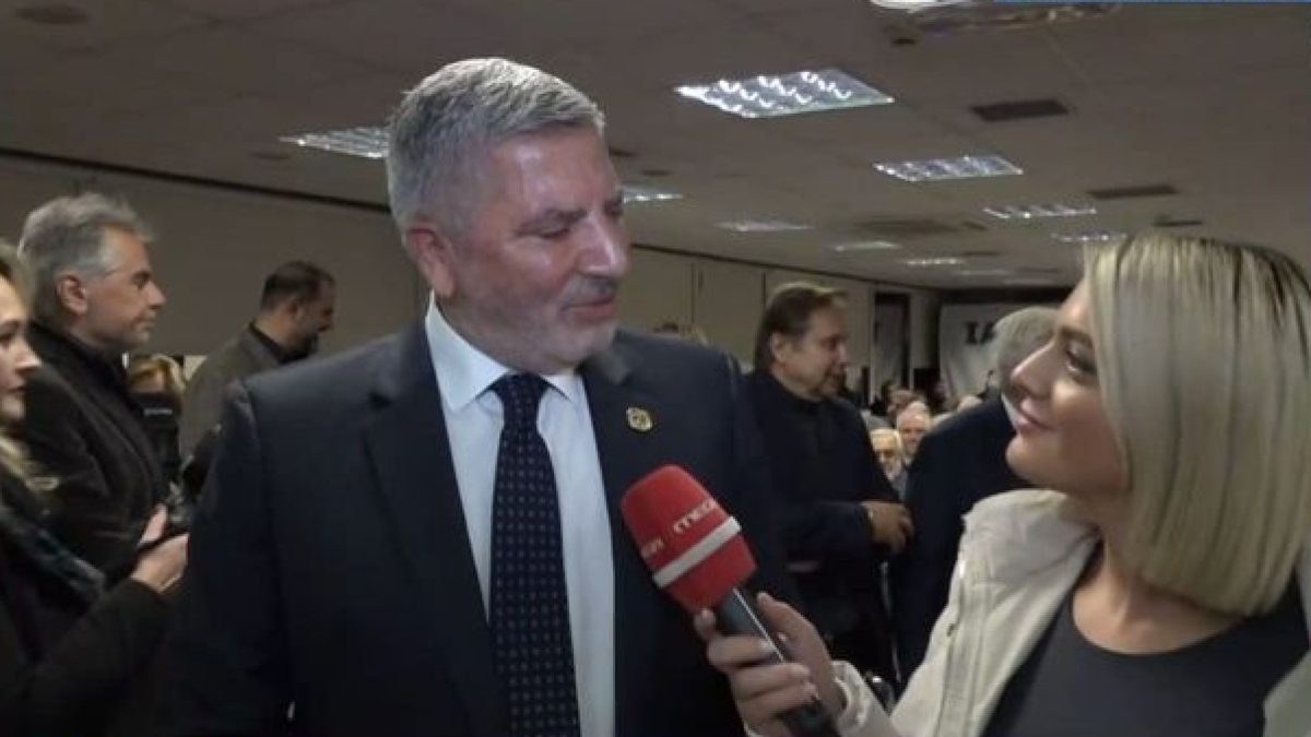 Ο Γιώργος Πατούλης στην παρουσίαση του βιβλίου του