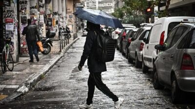 Βροχή στο δρόμο