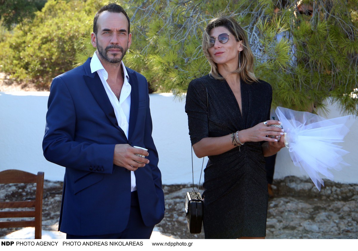 Ο Πάνος Μουζουράκης και η Τζίνα Βαρελά