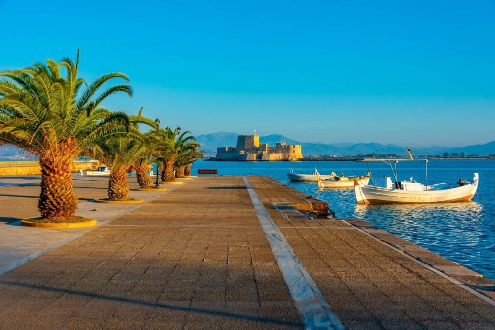 Ναύπλιο παραλία περίπατος