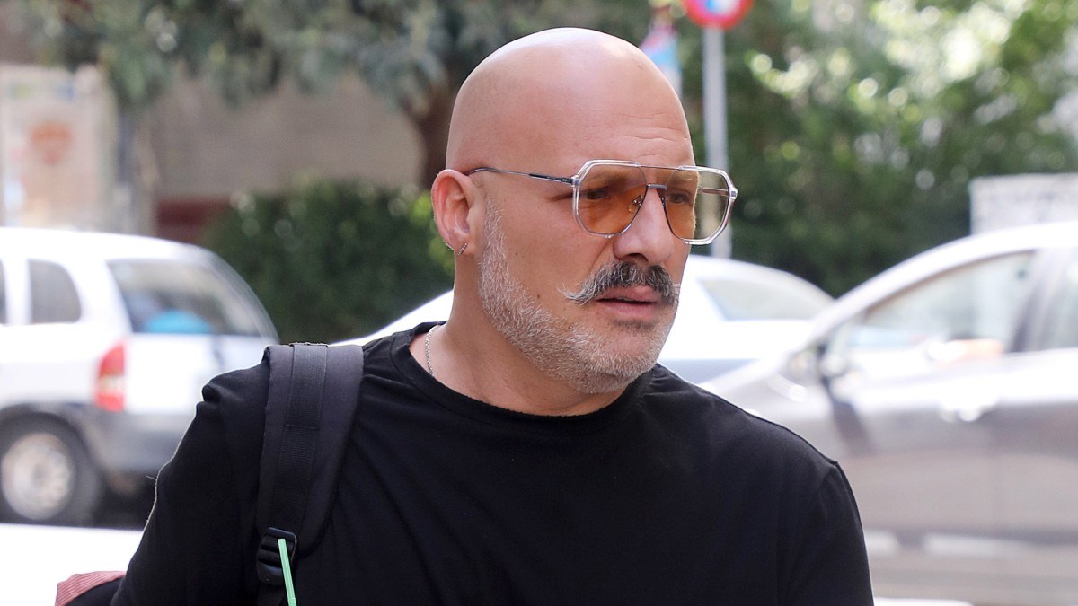 Ο Νίκος Μουτσινάς