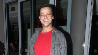 Ο Ορέστης Τζιόβας στο Θέατρο Άλσος.Τελευταία παράσταση "Τότε,τώρα,πάντα" στις 02/10/2024.