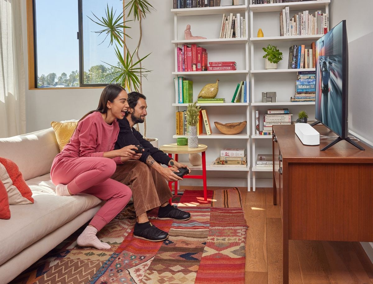 Το Sonos Ace είναι ιδανικό για την απόλυτη gaming εμπειρία