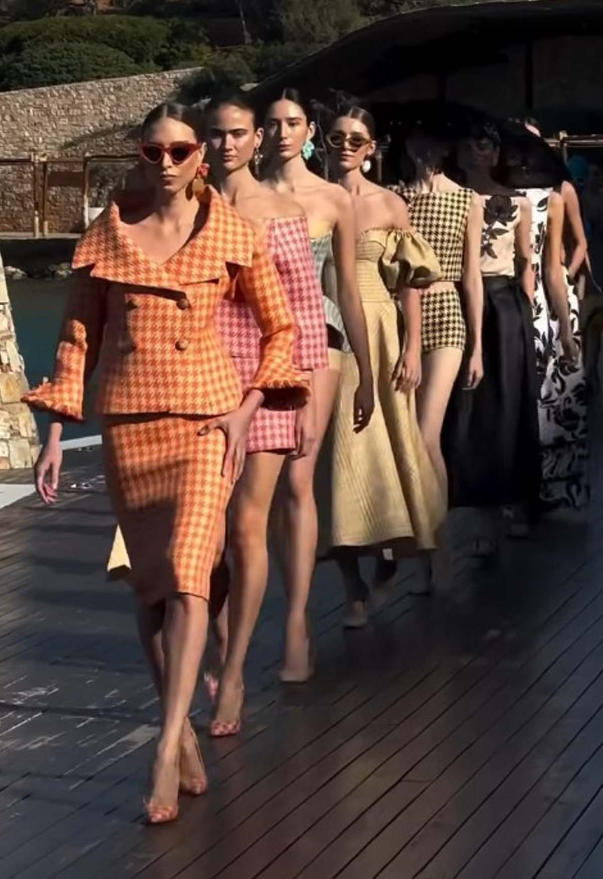 Σόου Βασίλης Ζούλιας S/S25 looks