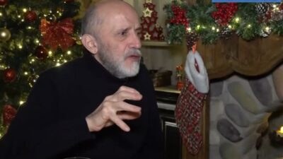 Μάνος Βακούσης: «Νομίζω πως πηγαίνω προς τον δρόμο του μοναχισμού – Νιώθω πληρότητα»