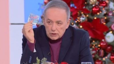 Τα κάλαντα είπε ο Ανδρέας Μικρούτσικος