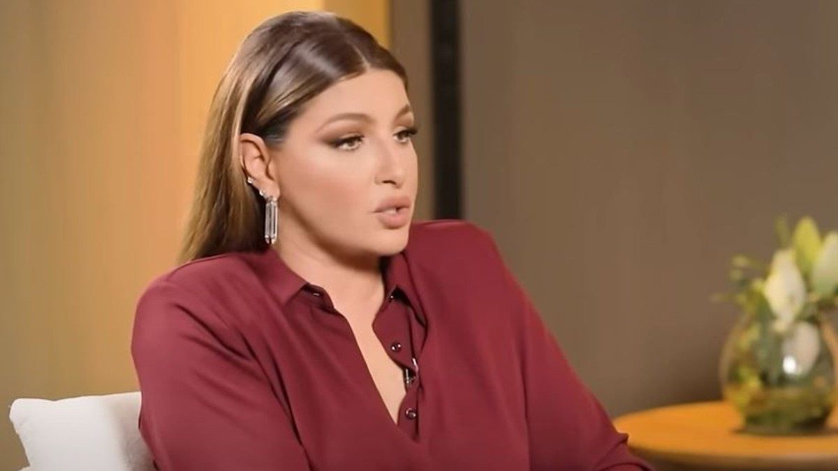 Η Έλενα Παπαρίζου στο τετ α τετ