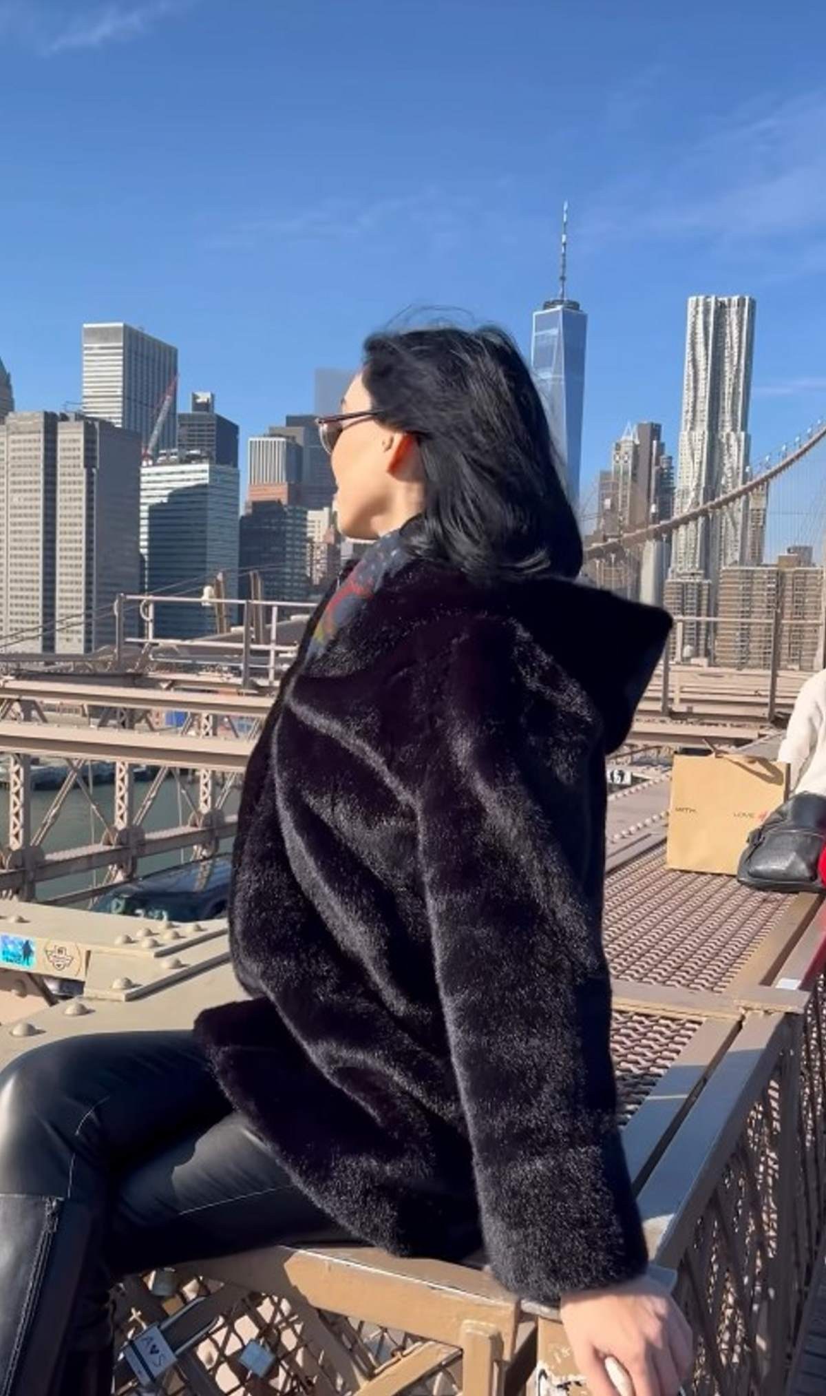 Festive style desiree Fashion με μαύρη γούνα