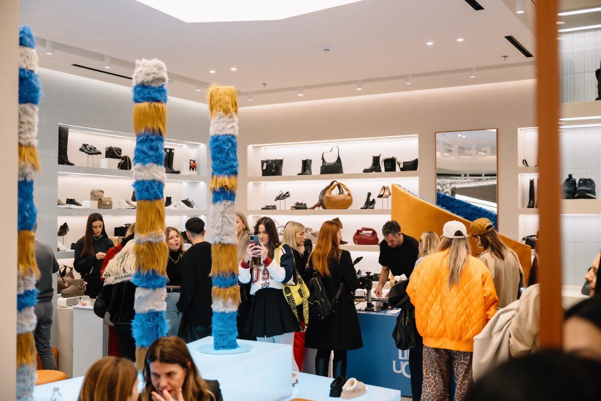 Η UGG παρουσιάζει την συλλογή New Heights στο ολοκαίνουργιο κατάστημα Haralas στο River West