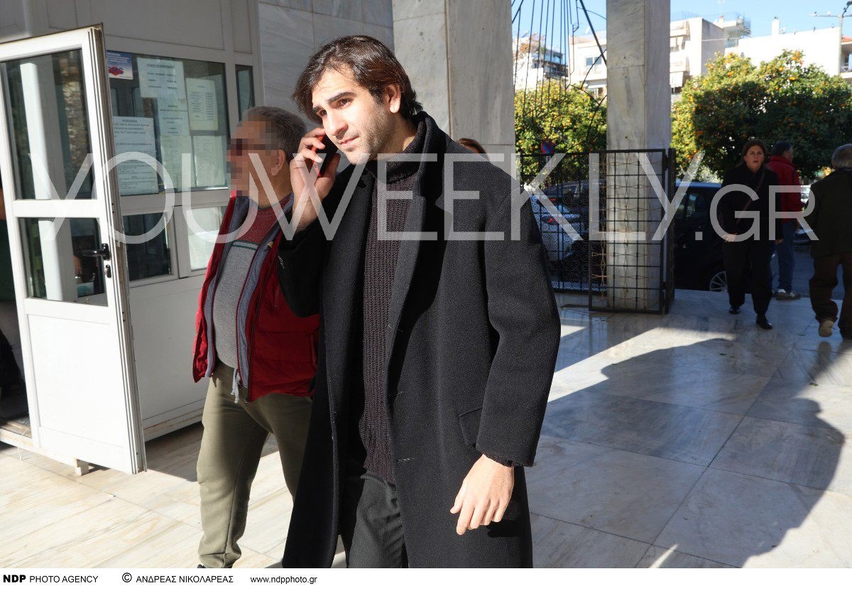 Ο Δημήτρης Φιλιππίδης στην κηδεία του Δημήτρη Ήμελλου