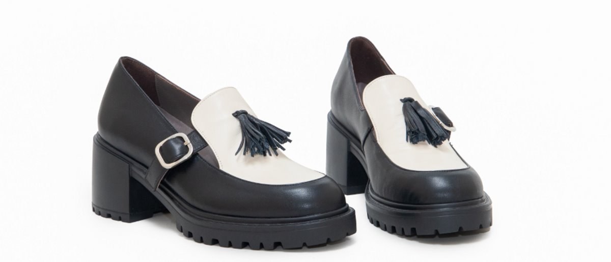 loafers ασπρόμαυρα vavoulas