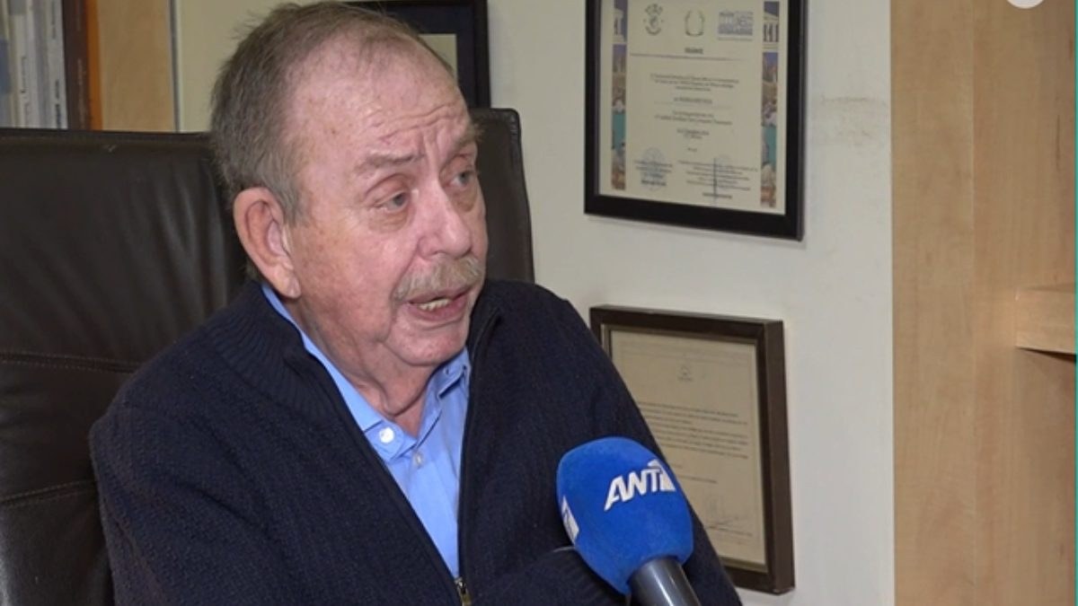 Ο Ηλίας Μαμαλάκης στην κάμερα του αντ1
