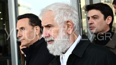 Ο Πέτρος Φιλιππίδης