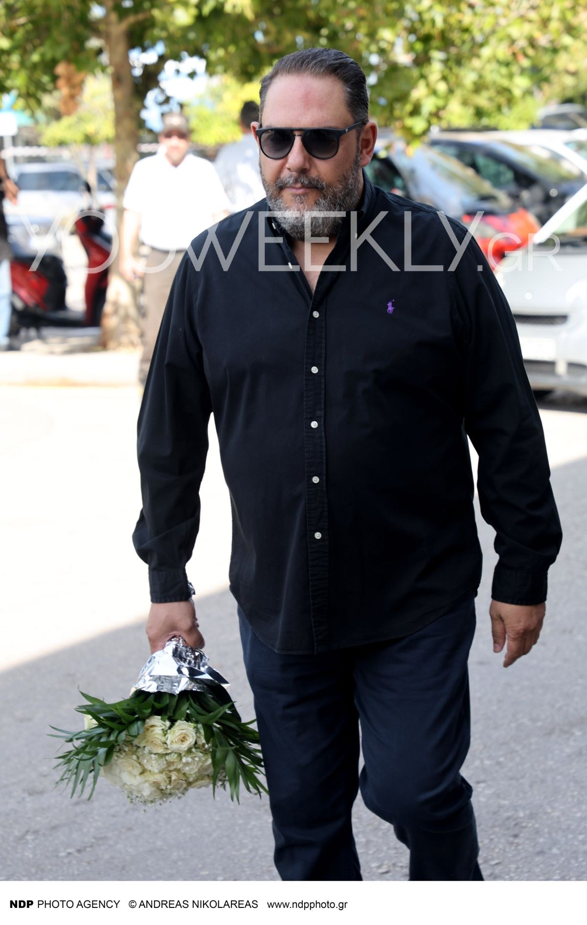 Ο Στέλιος Διονυσίου σε βόλτα του στους δρόμους της πόλης