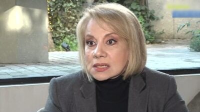 Άννα Αδριανού