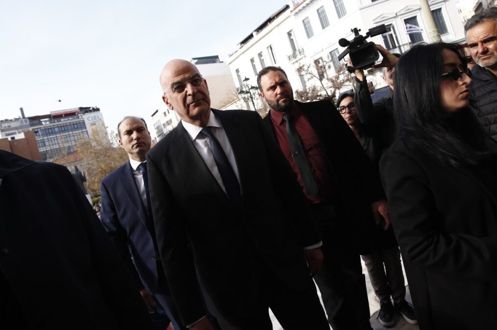 Νίκος Δένδιας στην κηδεία Δομάζου