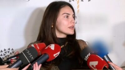 Η Βρισηίδα Ανδριώτου στην κάμερα του Happy Day