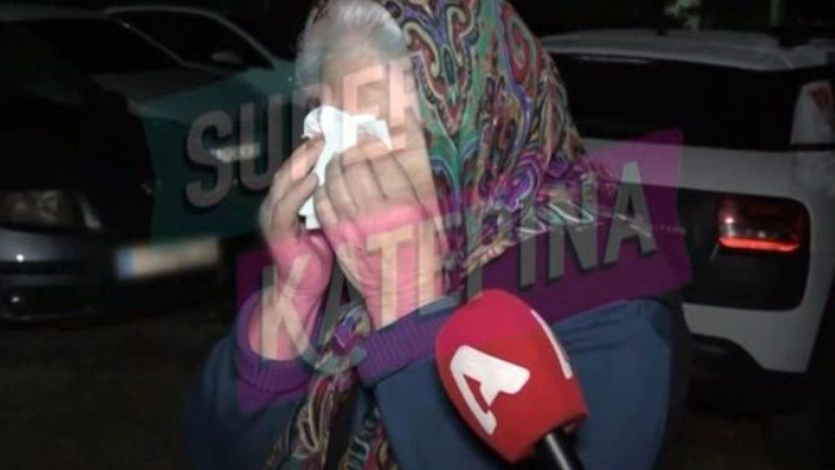 Η γιαγιά της Κλαυδίας στο Super Κατερίνα.