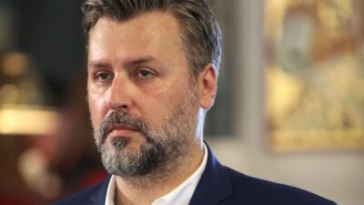 Ο Γιάννης Καλλιανός στην βάπτιση του γιου του.