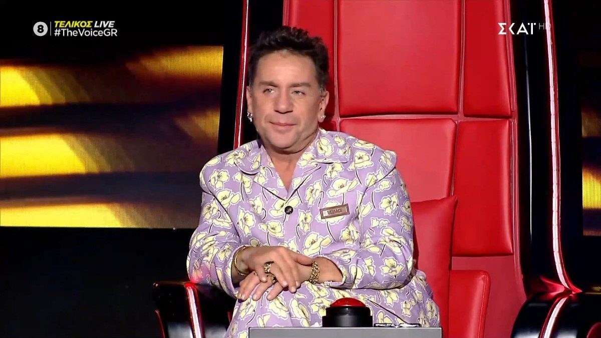 Ο Γιώργος Μαζωνάκης στο πλατό του The Voice