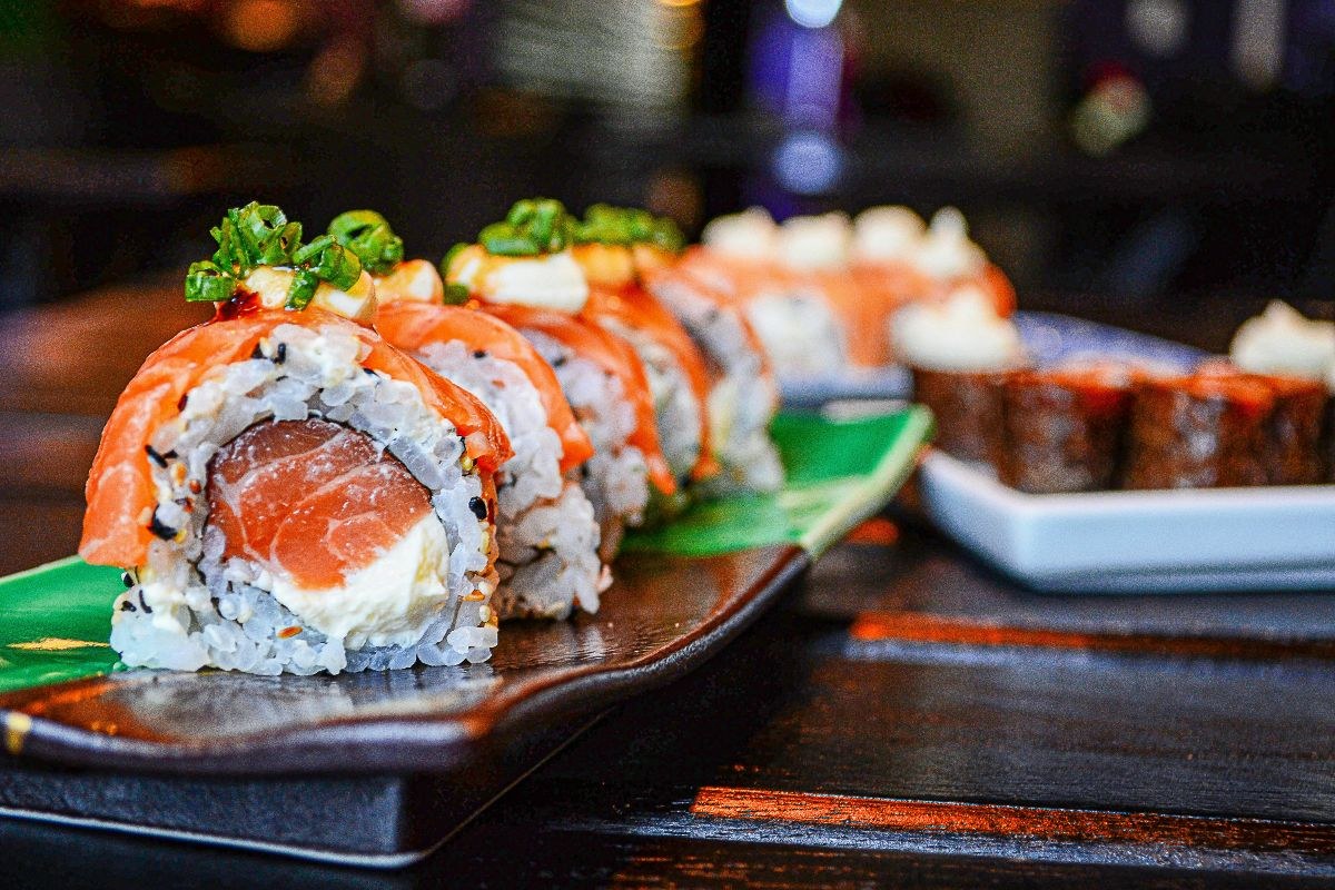 πιάτο με sushi