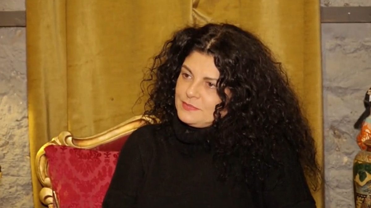 Η Τάνια Τρύπη στην κάμερα του Happy Day