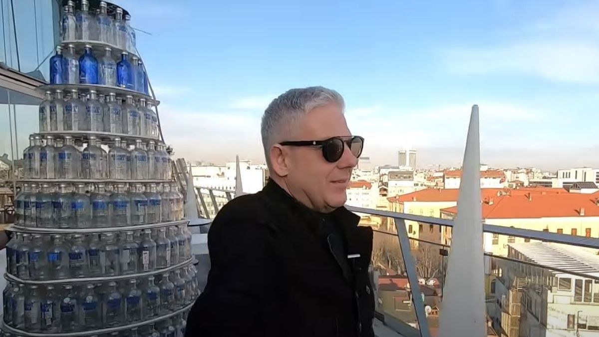 Ο Τάσος Δούσης στην Κωνσταντινούπολη