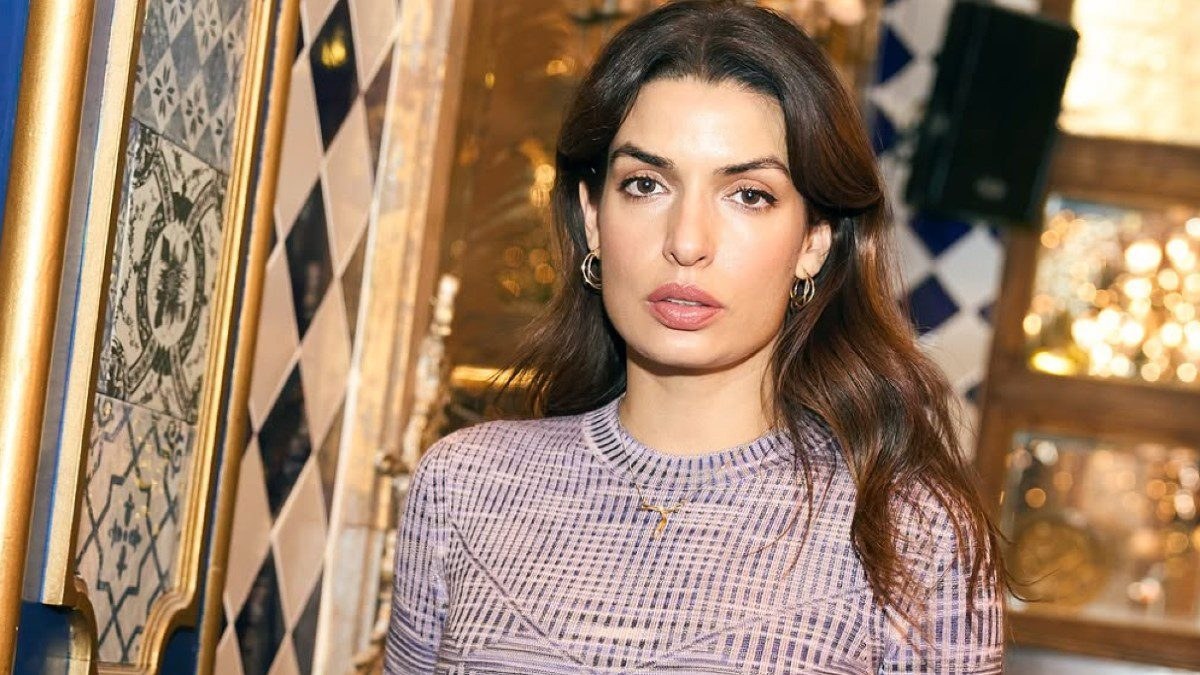 H Τόνια Σωτηροπούλου σε φωτογράφιση