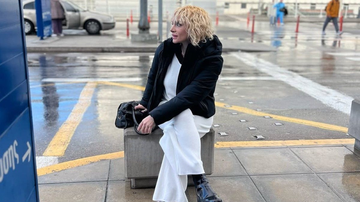 H Ελεωνόρα Ζουγανέλη σε ταξίδι