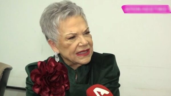 Τένια Μακρή
