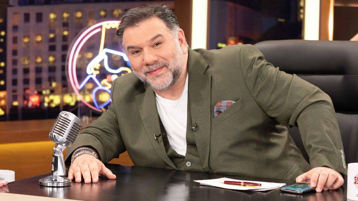 The 2Night Show Γρηγόρης Αρναούτογλου