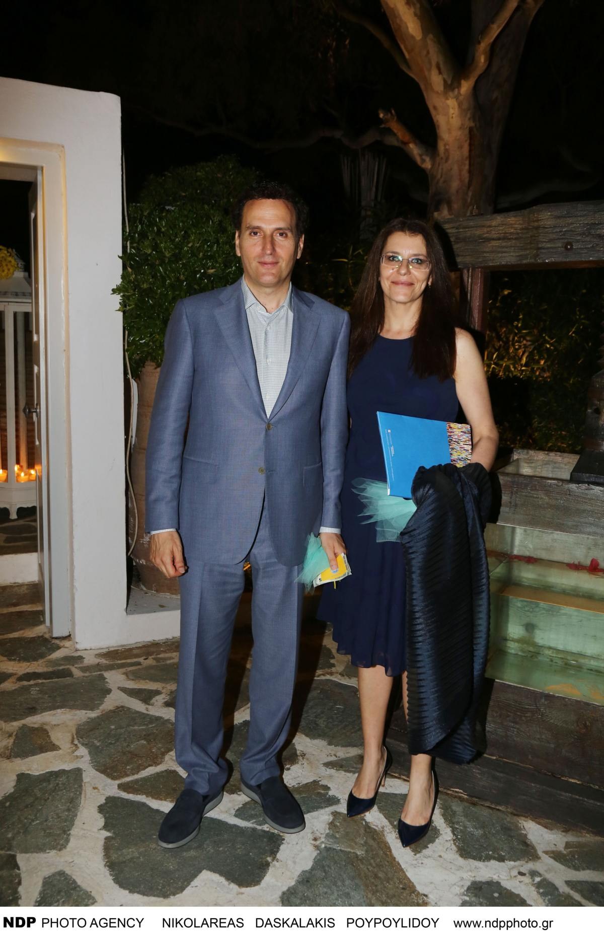 Ο Μιχάλης Δημητρακόπουλος με τη σύζυγό του