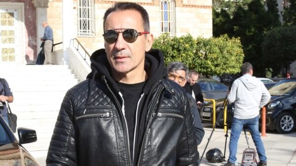 Ο Πέτρος Ίμβριος σε δημόσια έξοδό του.