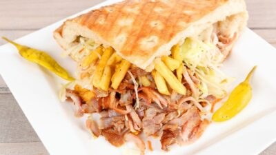 Η Σκεπαστή με γύρο